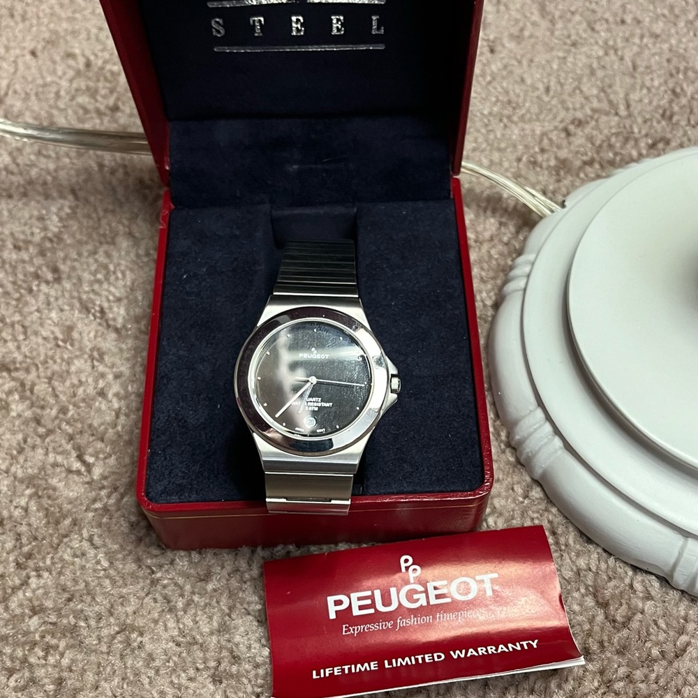 Peugeot Men’s Watch brand new ready for gifting!